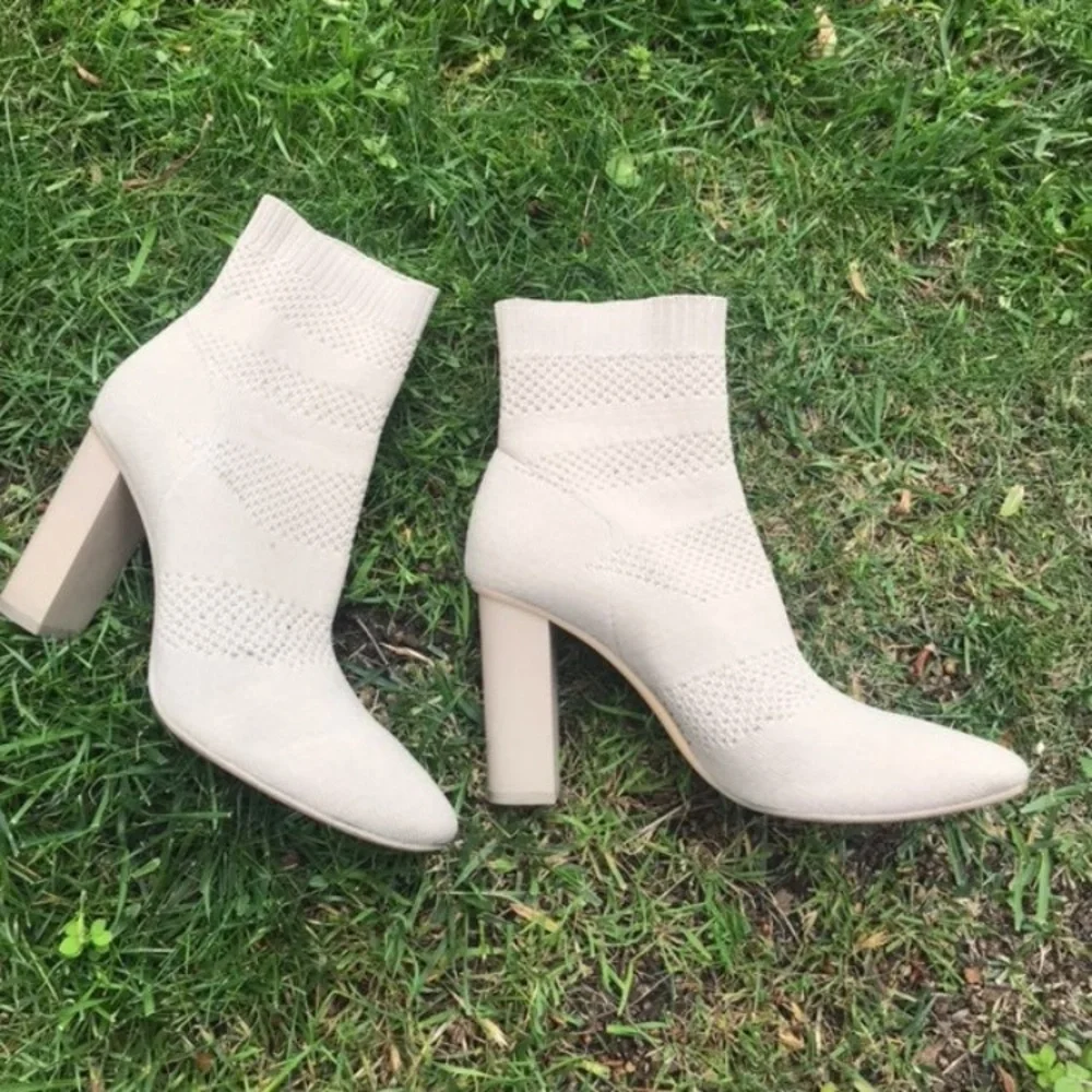 Stretch Boots - Picture 1 of 1